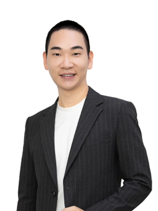 Mr. Tanaporn Teachaviwat